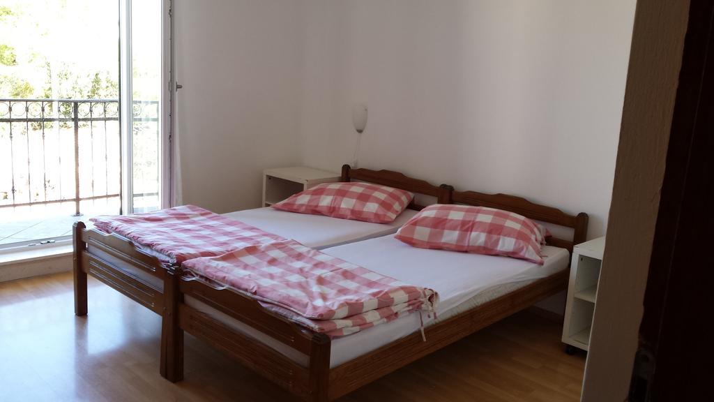 Apartments Dupin Primosten Room photo